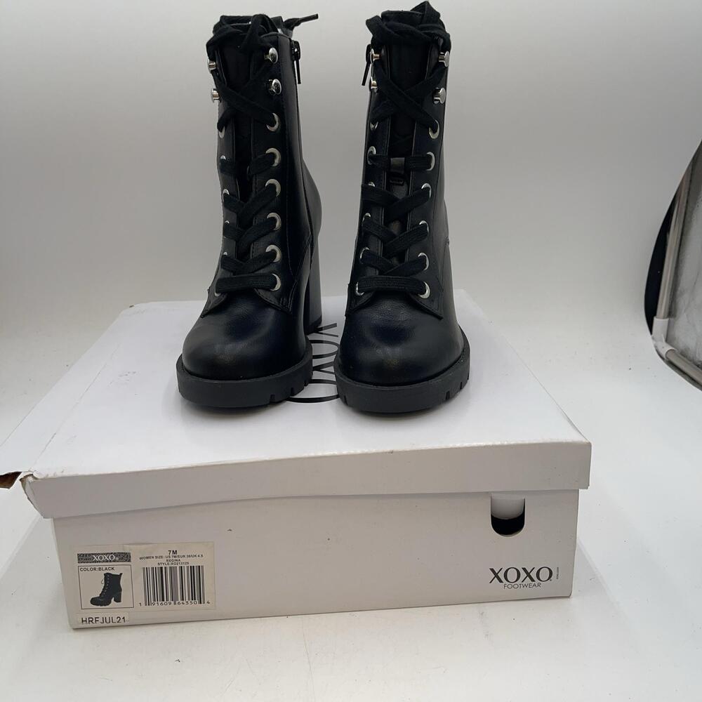 XOXO Regina Boots Womens Black Combat Ankle Platform Block Heel Lace Up Size 7